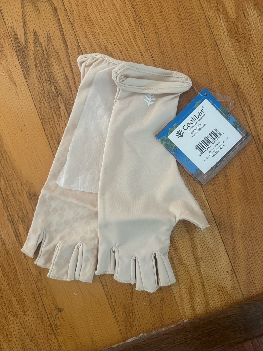 Coolibar Women's Fingerless Sun Gloves in Light Beige